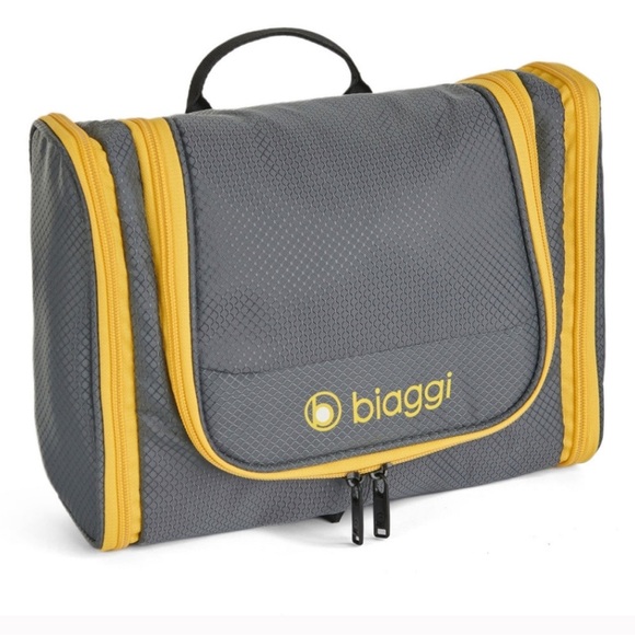 Biaggi Hangmates Toiletry ZipCube bag - Picture 1 of 7